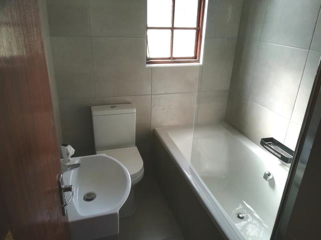 2 Bedroom Property for Sale in Amalinda Eastern Cape